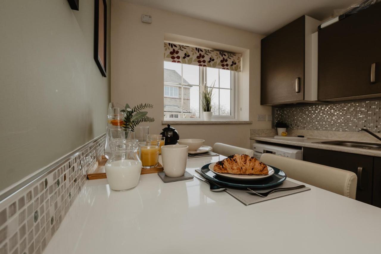 Coyle House, 3 Bed,Corby, Super Kings Or Twins, Driveway, Free Wi-Fi, Corporates Welcome Eksteriør billede